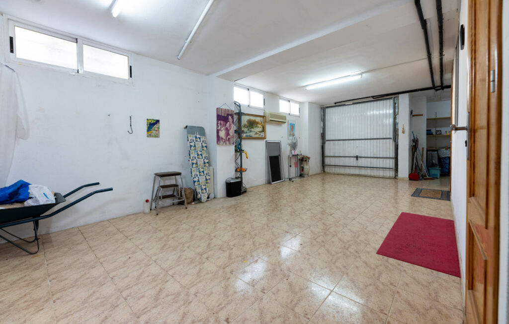 Detached Villa Los Altos Alicante - image 4