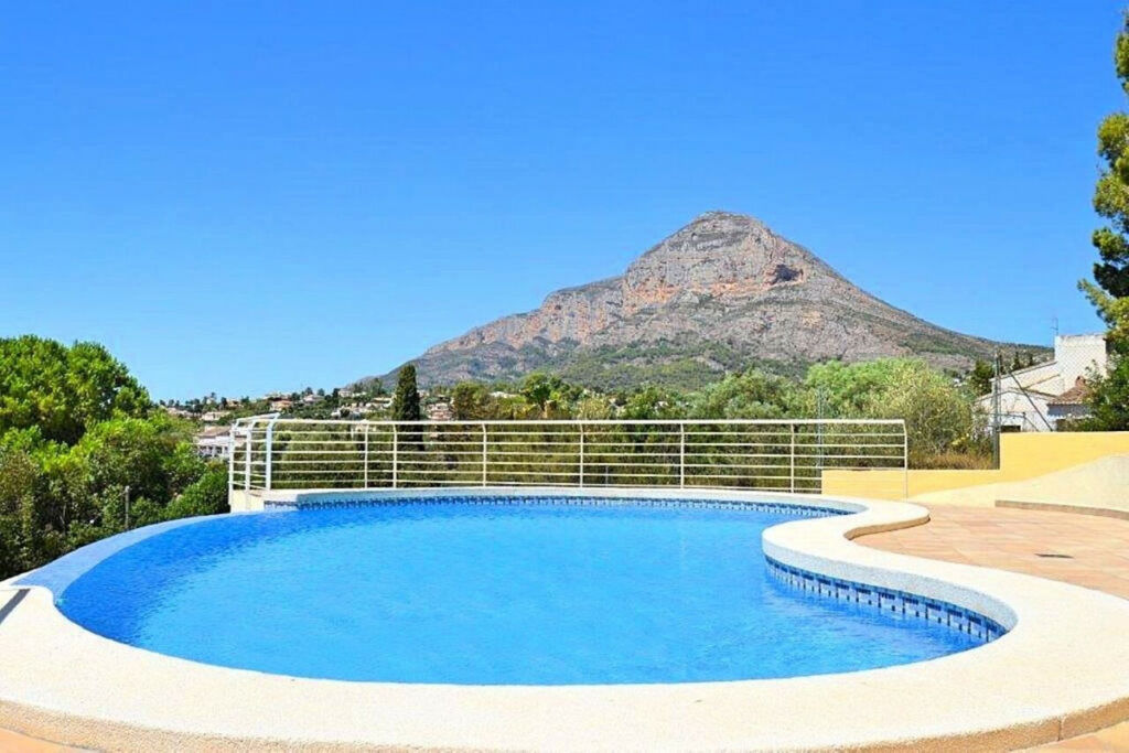 Detached Villa Javea Alicante - image 4