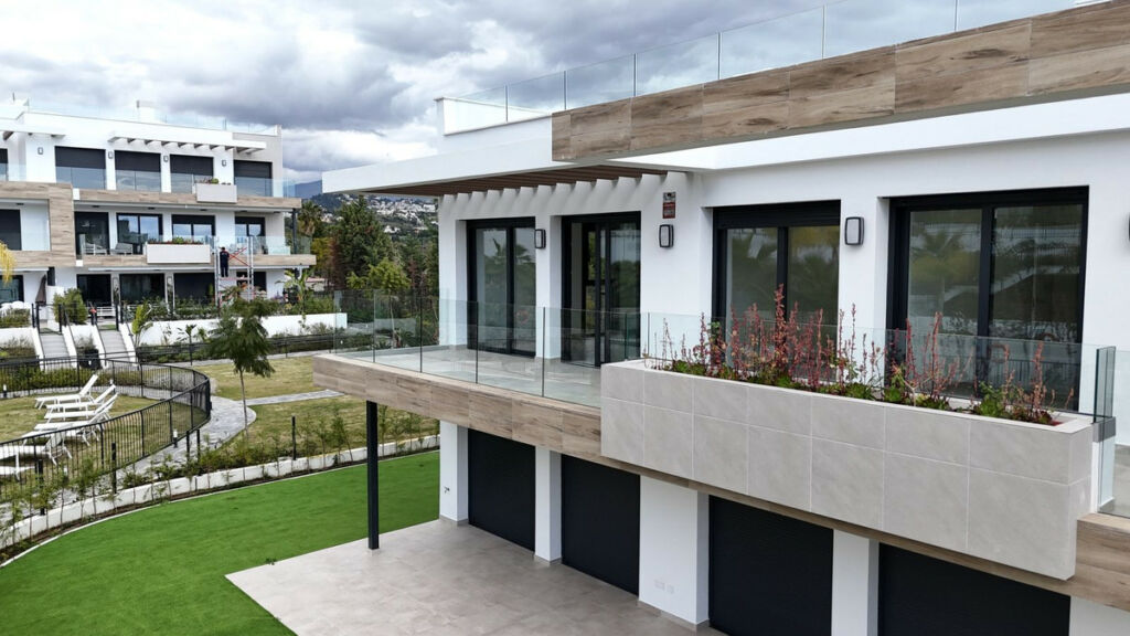 Penthouse Estepona Málaga - image 3
