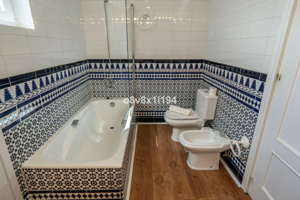 Detached Villa Málaga Málaga - image 40