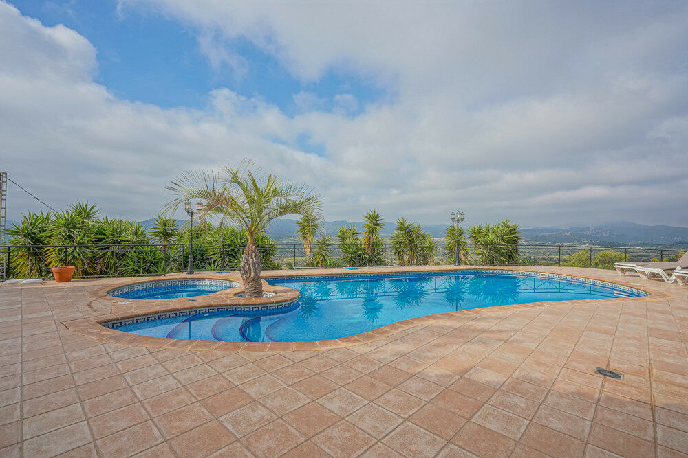 Detached Villa Javea Alicante - image 40