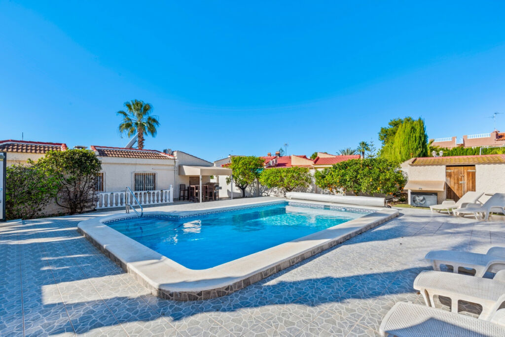 Detached Villa Ciudad Quesada Alicante - image 41
