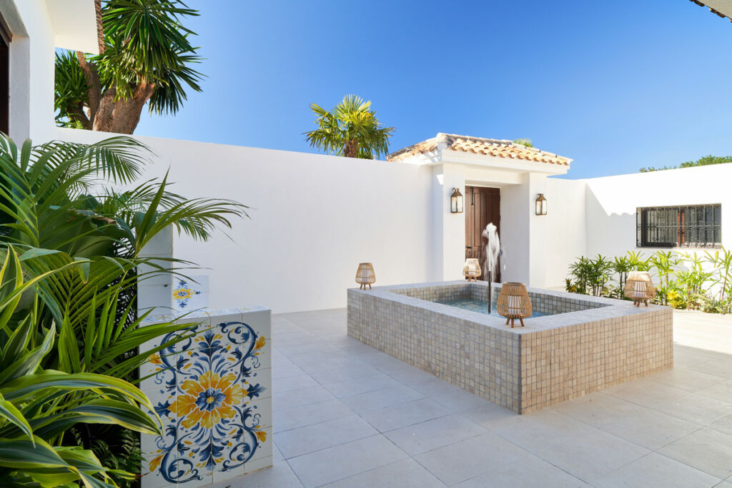 Detached Villa San Pedro de Alcántara Málaga - image 42