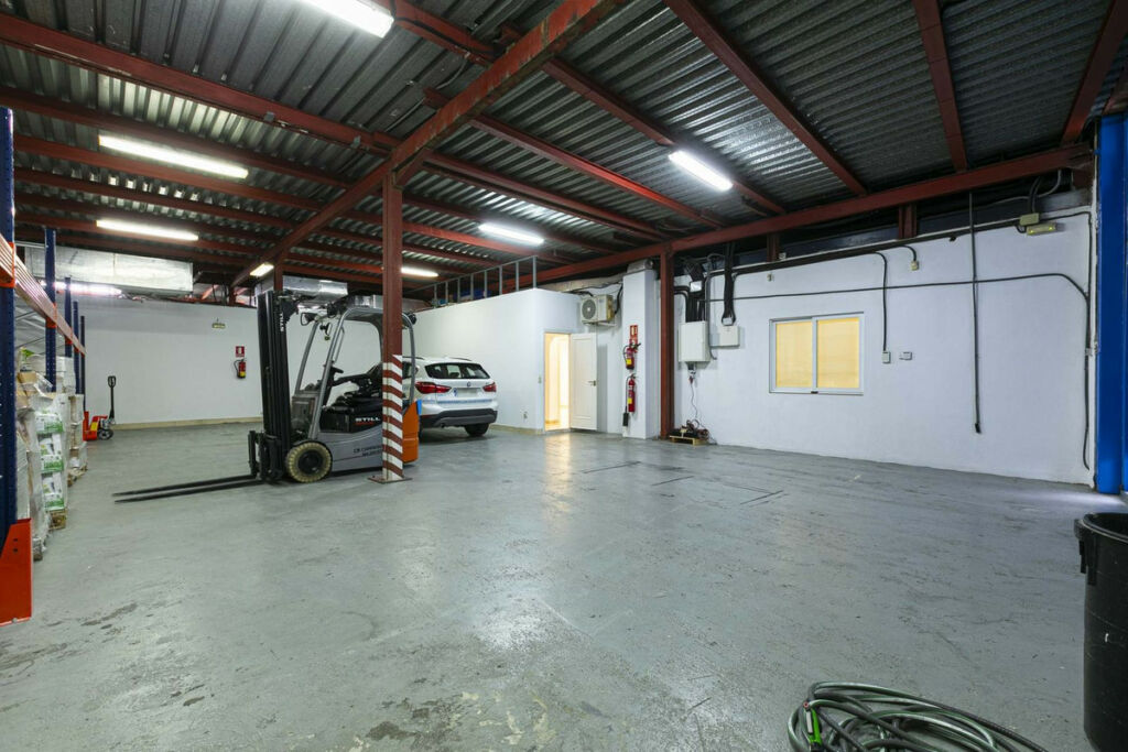 Warehouse Marbella Málaga - image 42