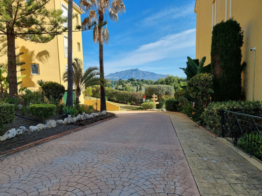 Top Floor Apartment Estepona Málaga - image 42