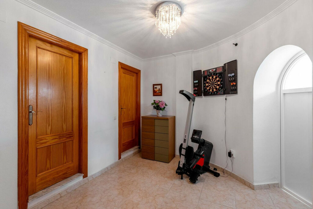 Detached Villa Torrevieja Alicante - image 42