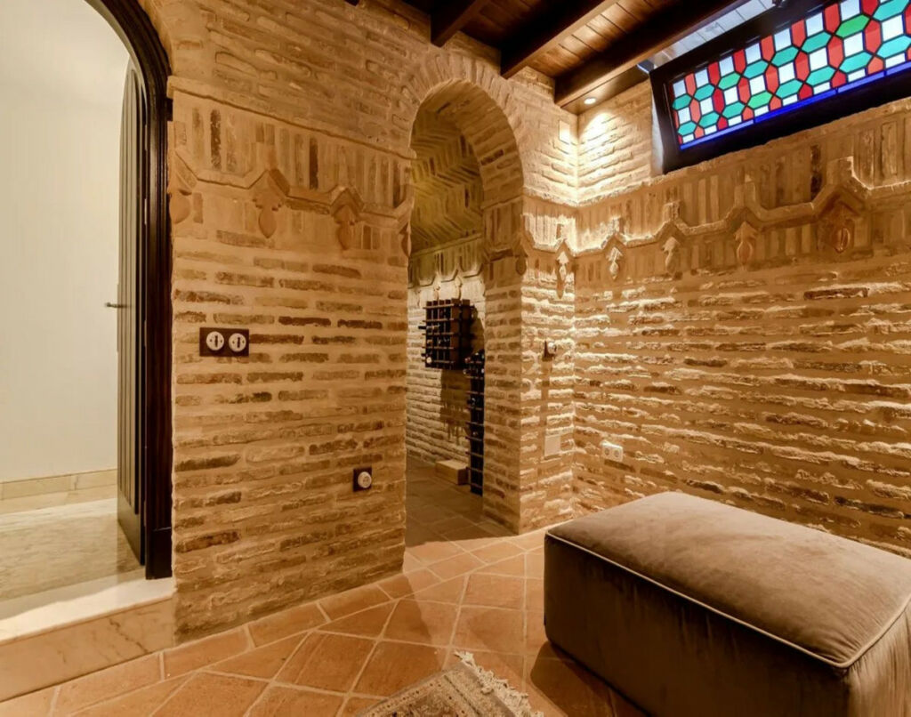 Detached Villa Sierra Blanca Málaga - image 42