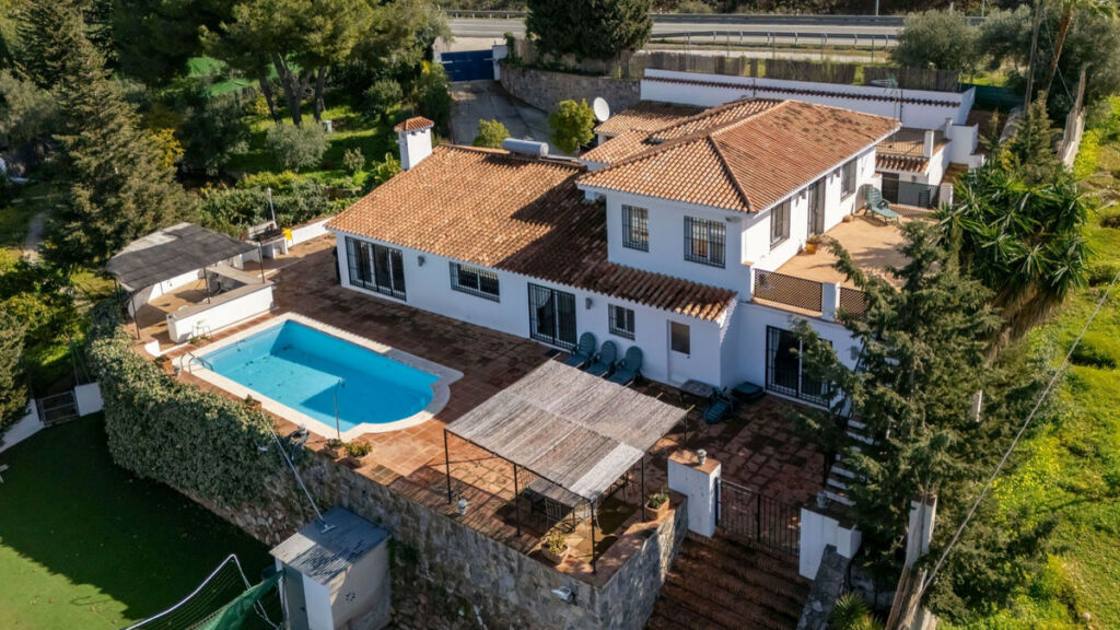Detached Villa Alhaurín el Grande Málaga - image 44