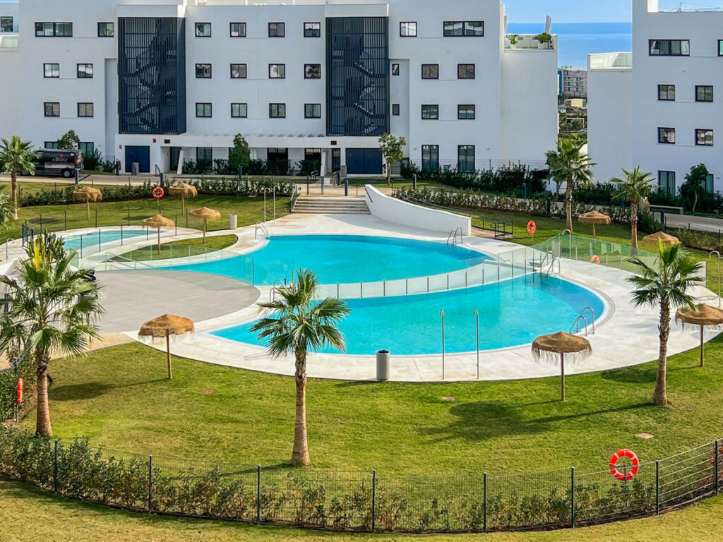 Middle Floor Apartment Higueron Málaga - image 43