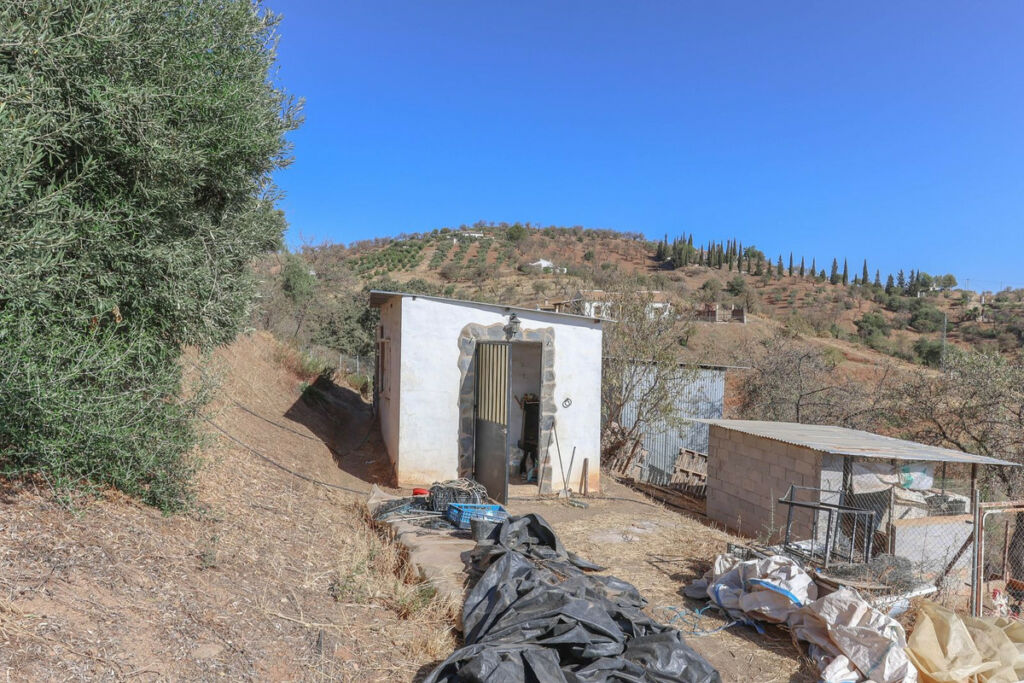 Detached Villa Guaro Málaga - image 45