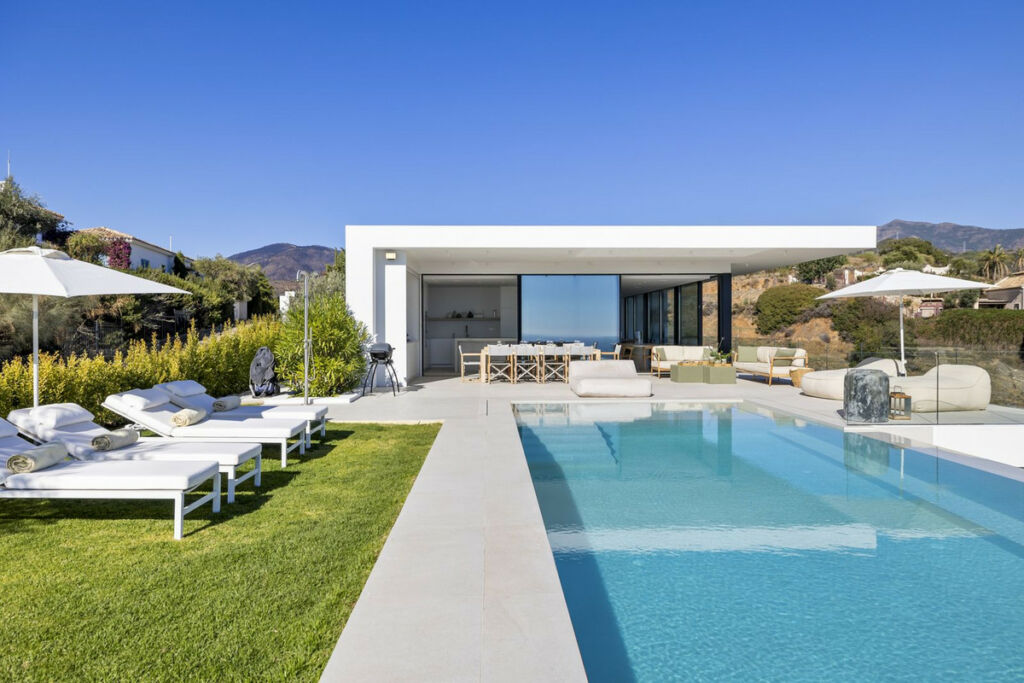 Detached Villa Benahavís Málaga - image 54