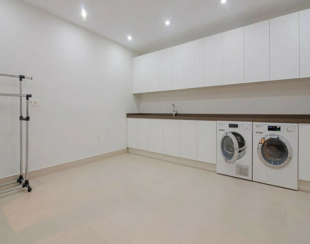 Detached Villa Sierra Blanca Málaga - image 46