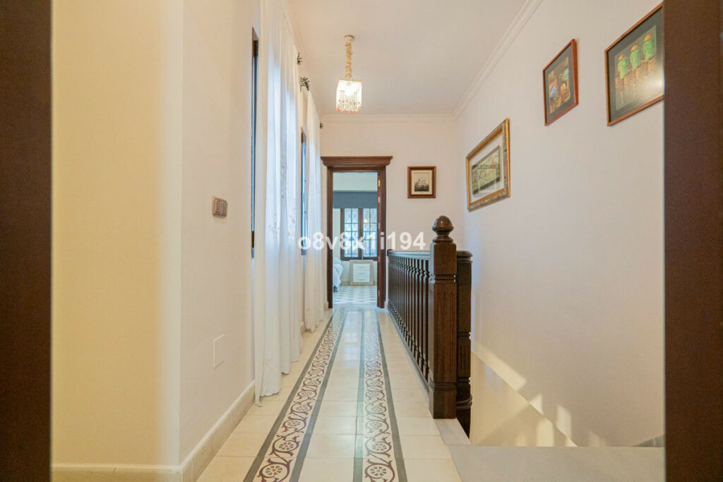 Detached Villa Fuengirola Málaga - image 47