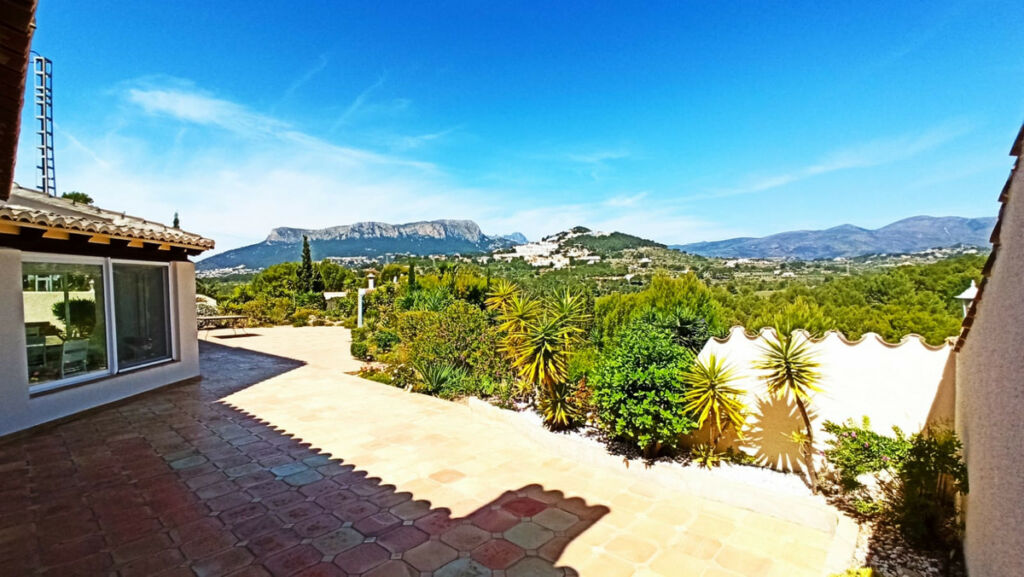 Detached Villa Calpe Alicante - image 48