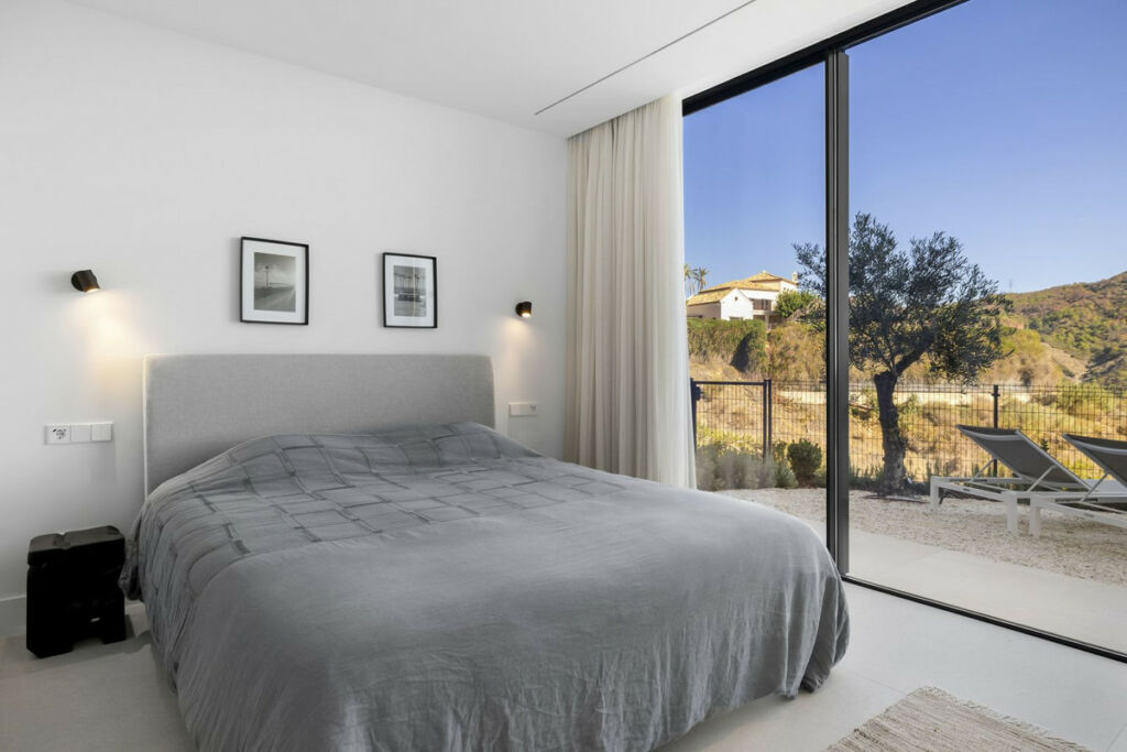 Detached Villa Benahavís Málaga - image 56