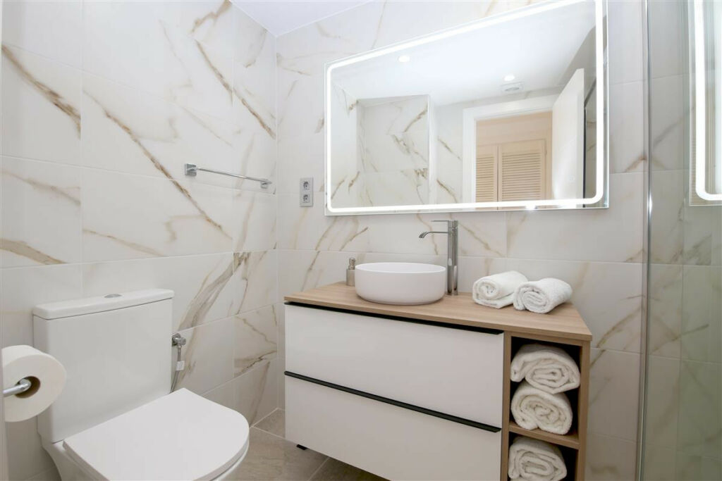 Penthouse Estepona Málaga - image 5