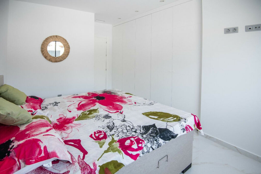 Bungalow Pinar de Campoverde Alicante - image 5