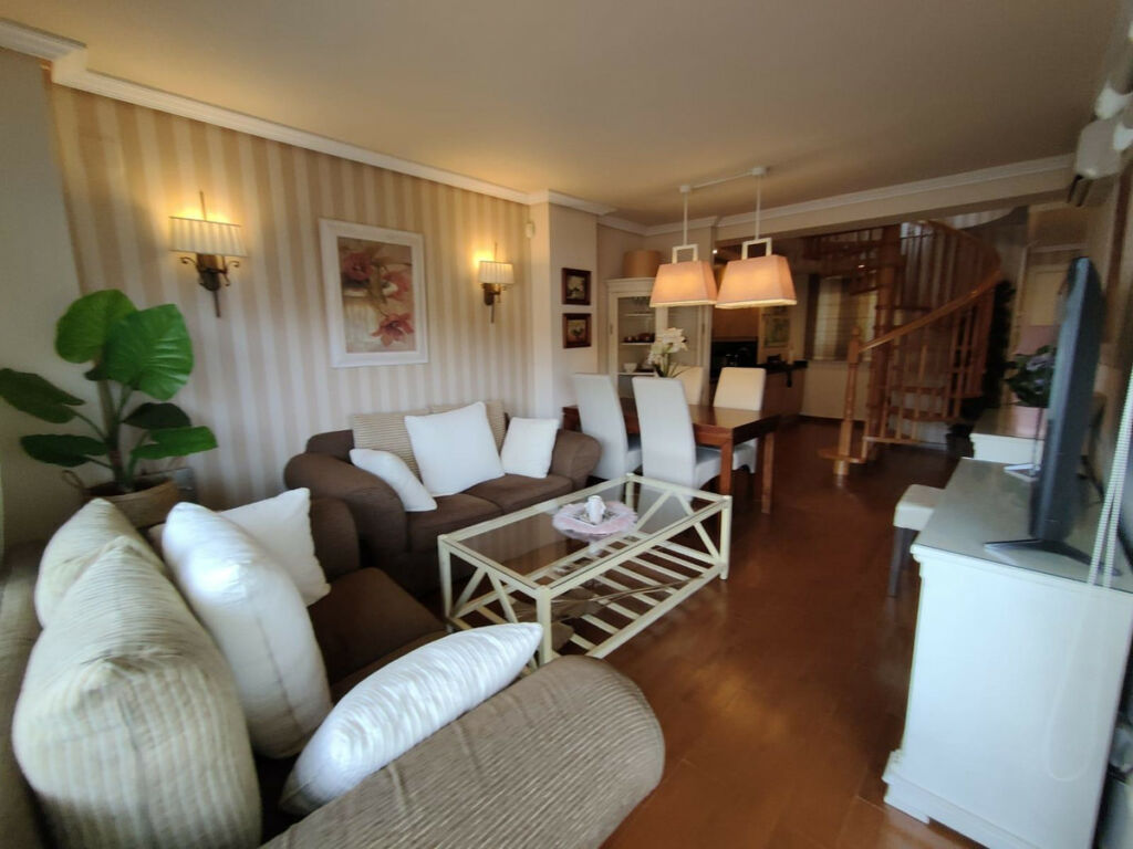 Middle Floor Apartment Villajoyosa Alicante - image 5