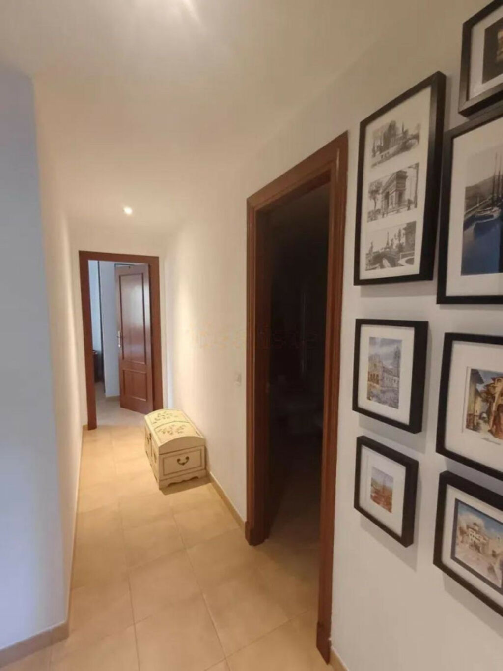 Middle Floor Apartment Monda Málaga - image 5