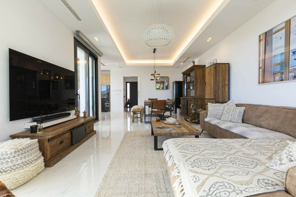 Detached Villa Benahavís Málaga - image 5