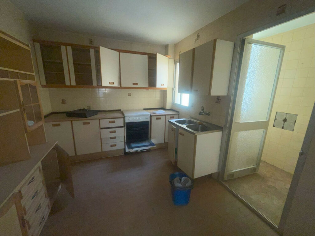 Middle Floor Apartment Estepona Málaga - image 5