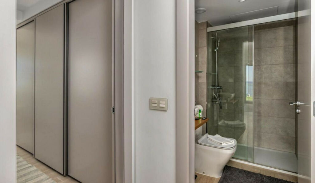 Middle Floor Apartment Fuengirola Málaga - image 5