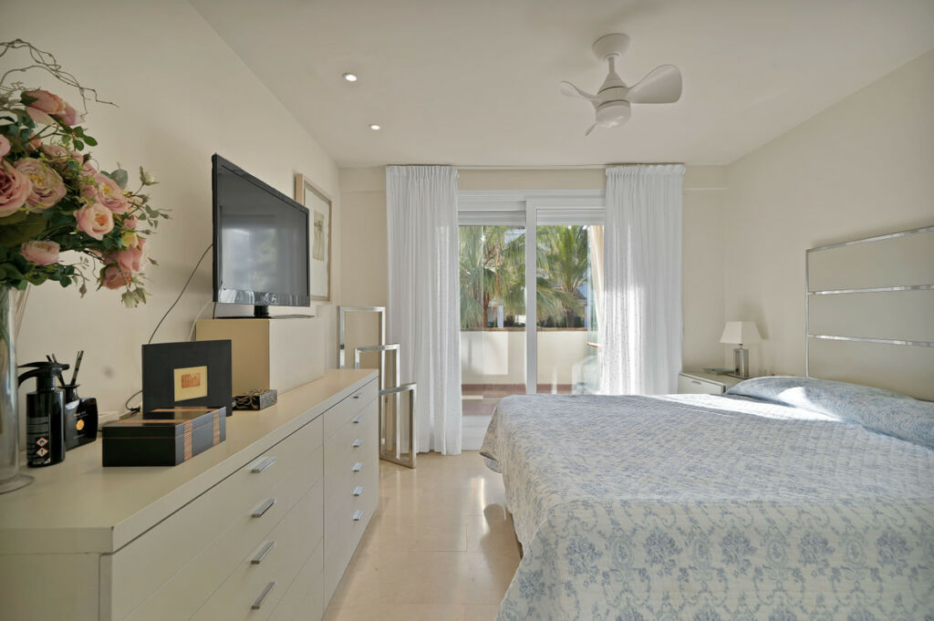 Ground Floor Apartment Marbella Málaga - image 5