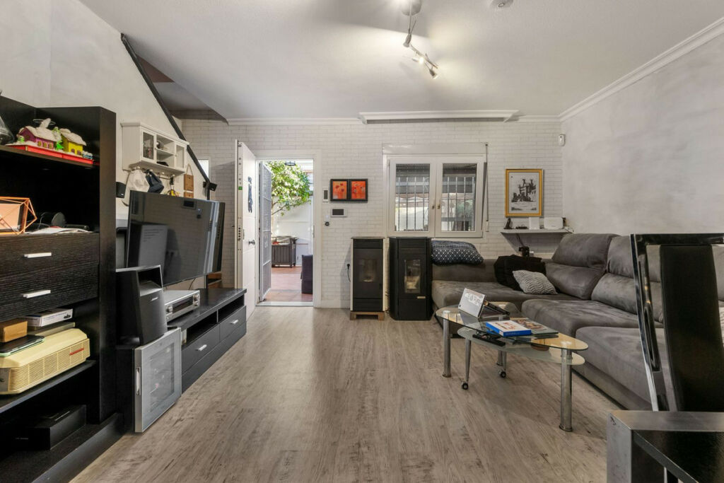 Townhouse Torrevieja Alicante - image 5