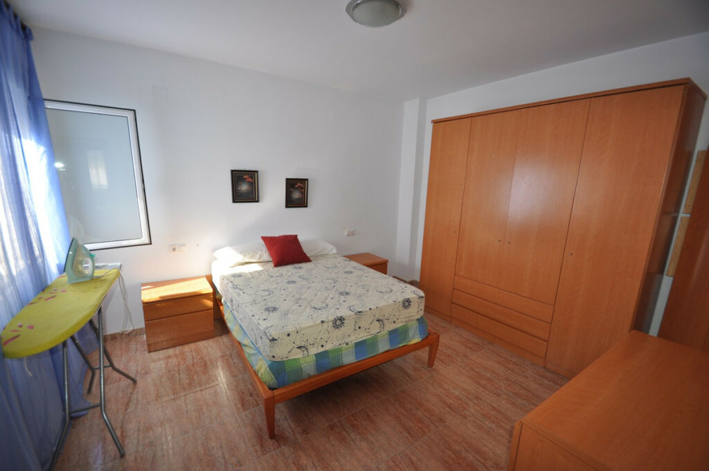 Townhouse Pinoso Alicante - image 5