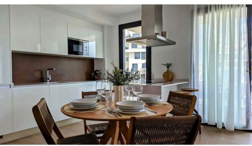 Middle Floor Apartment Villajoyosa Alicante - image 9