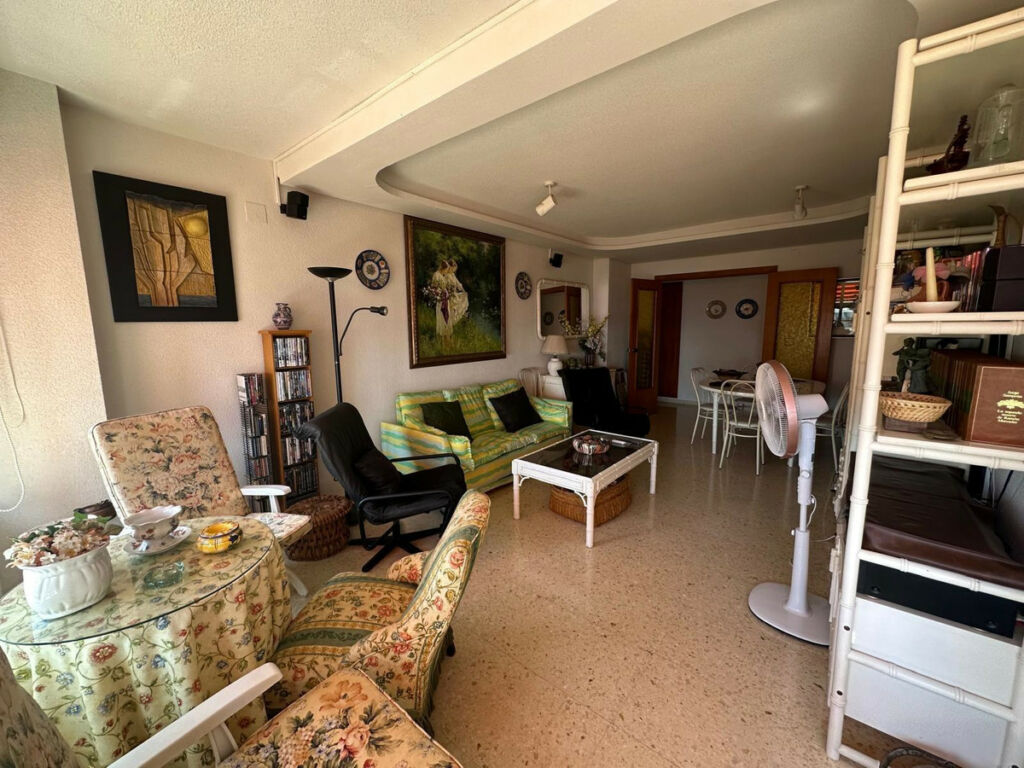 Middle Floor Apartment Benidorm Alicante - image 5