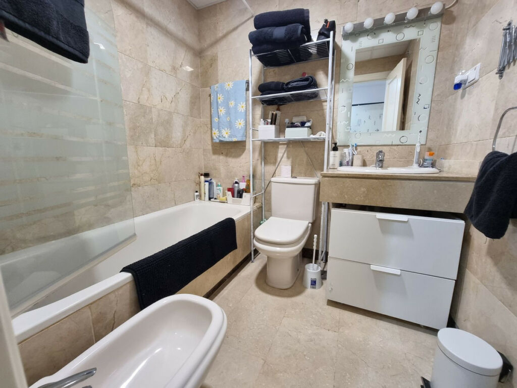 Top Floor Apartment Estepona Málaga - image 5