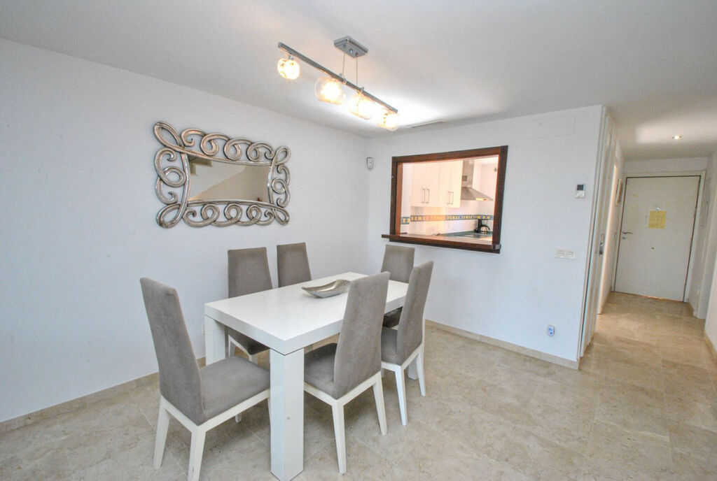 Townhouse Cabopino Málaga - image 5
