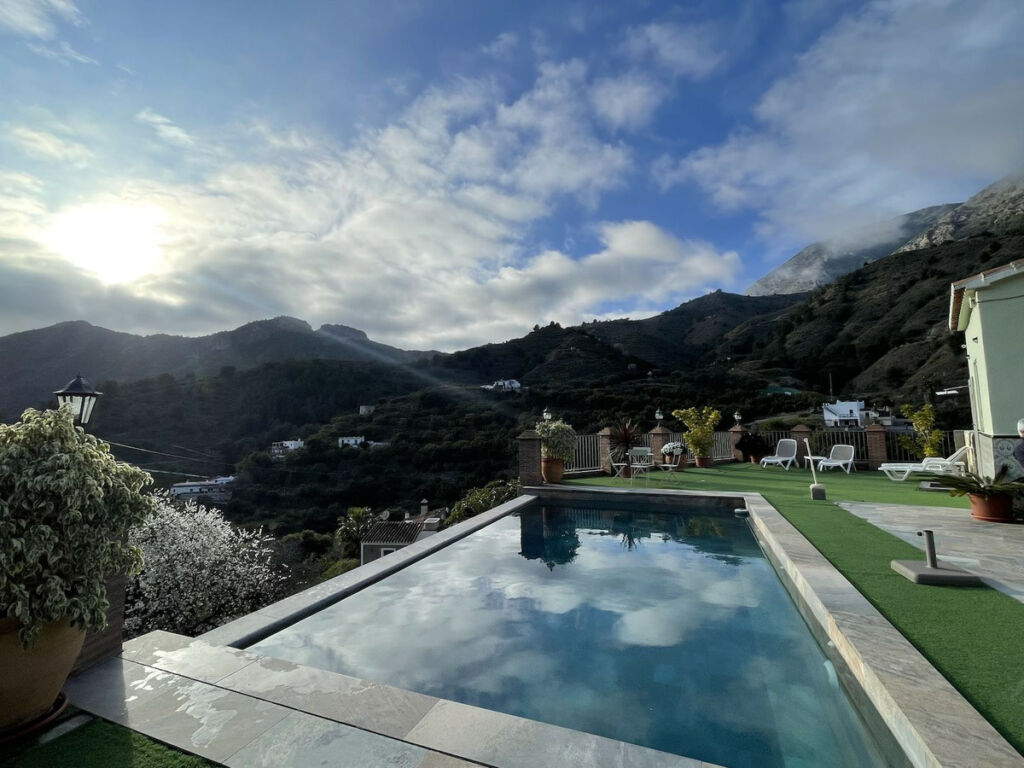 Detached Villa Río de la Miel Málaga - image 5