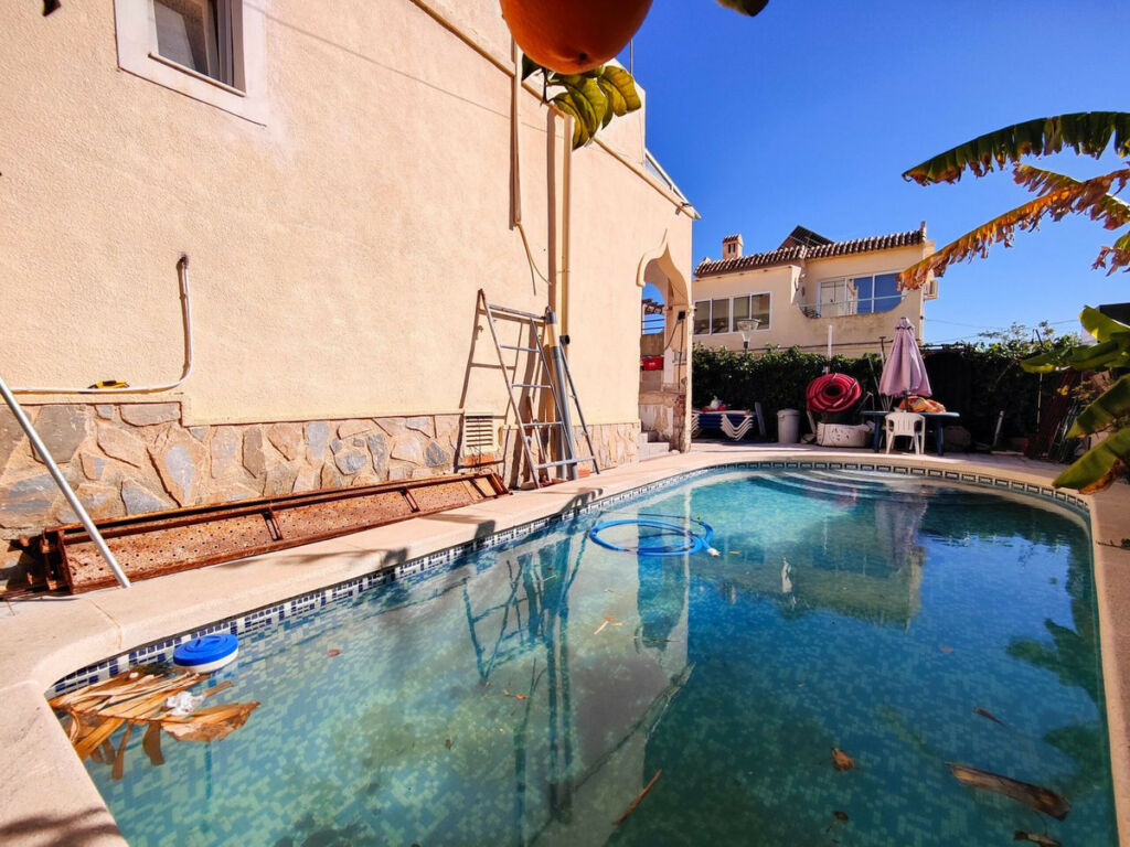 Semi-Detached House San Miguel de Salinas Alicante - image 5