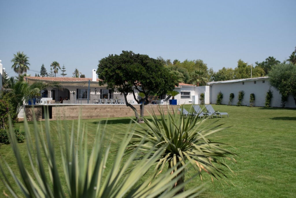 Detached Villa San Pedro de Alcántara Málaga - image 5