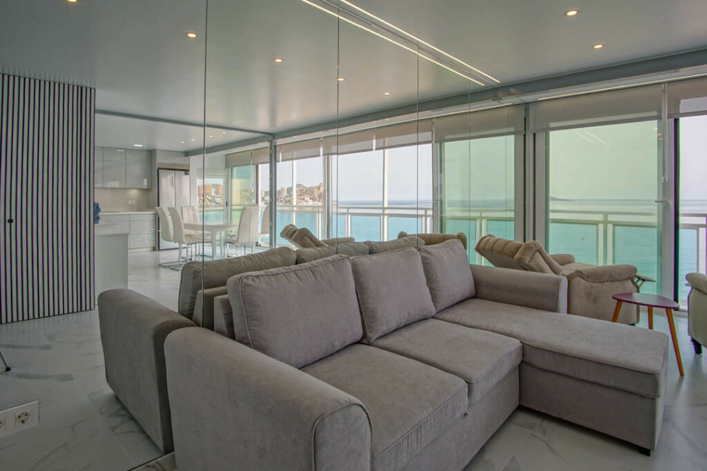 Middle Floor Apartment Benidorm Alicante - image 5