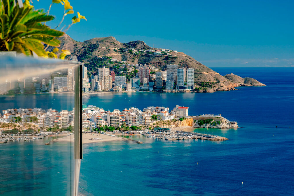 Middle Floor Apartment Benidorm Alicante - image 50