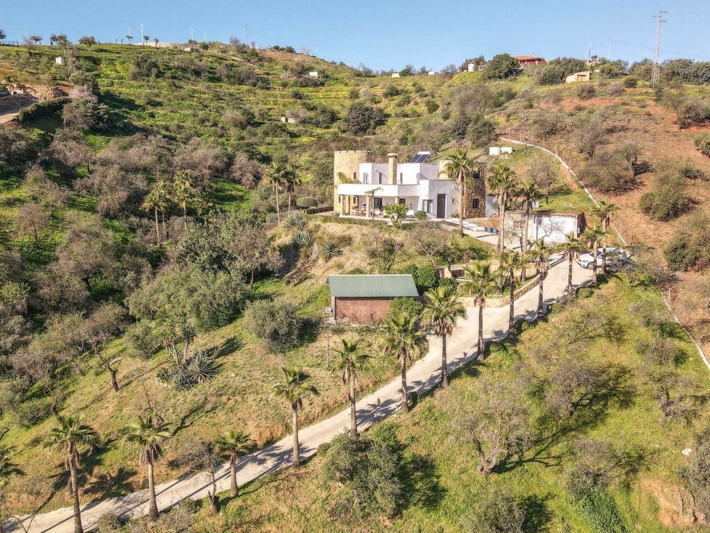 Detached Villa Monda Málaga - image 58