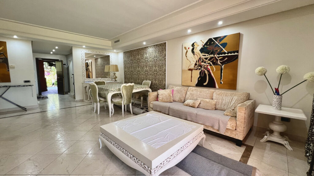 Townhouse The Golden Mile Málaga - image 57
