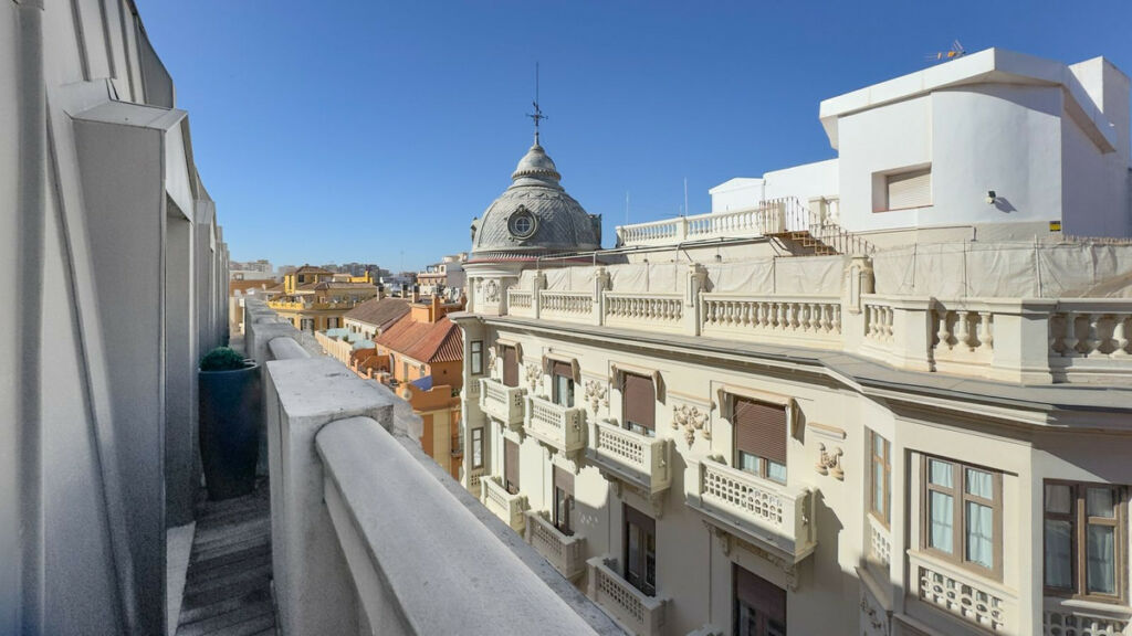 Penthouse Duplex Málaga Centro Málaga - image 6