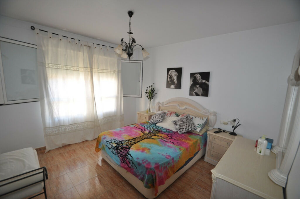 Townhouse Pinoso Alicante - image 6