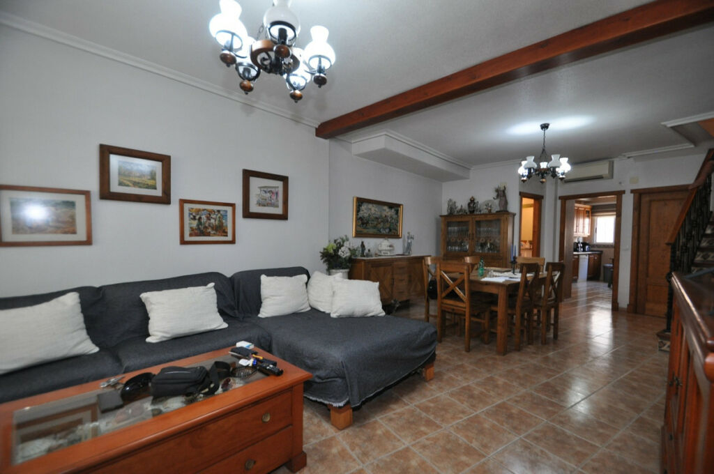 Townhouse Pinoso Alicante - image 6