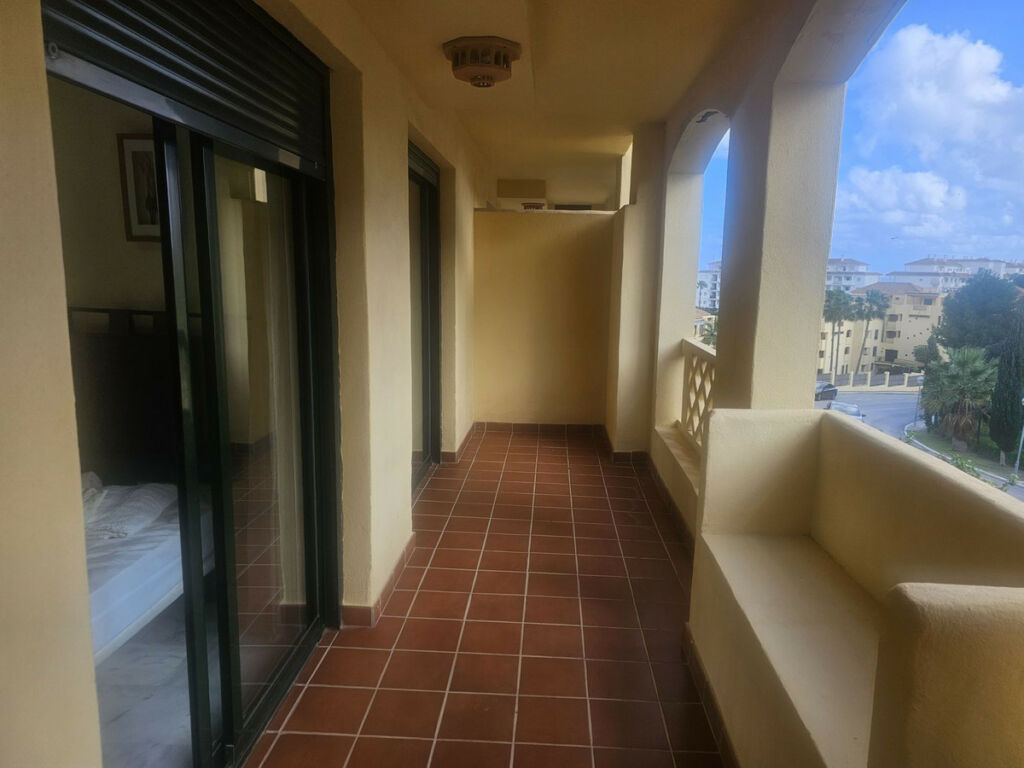 Middle Floor Apartment Riviera del Sol Málaga - image 6