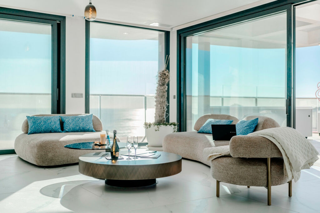 Middle Floor Apartment Benidorm Alicante - image 6