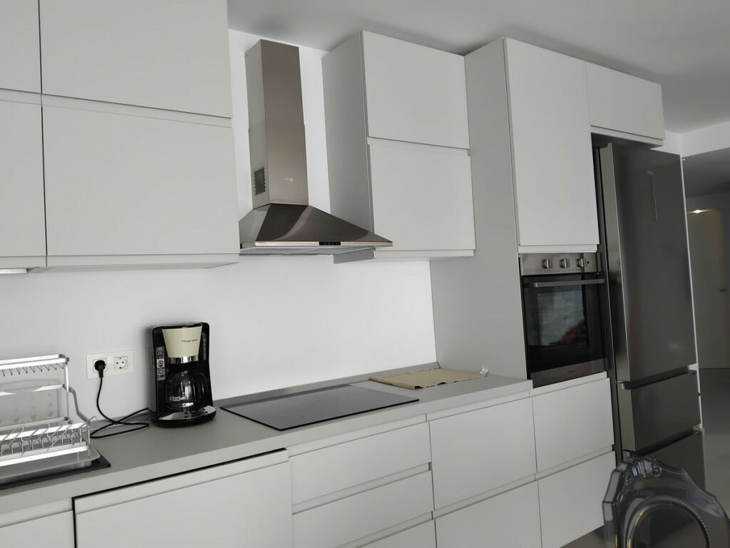 Middle Floor Apartment Puerto Banús Málaga - image 6