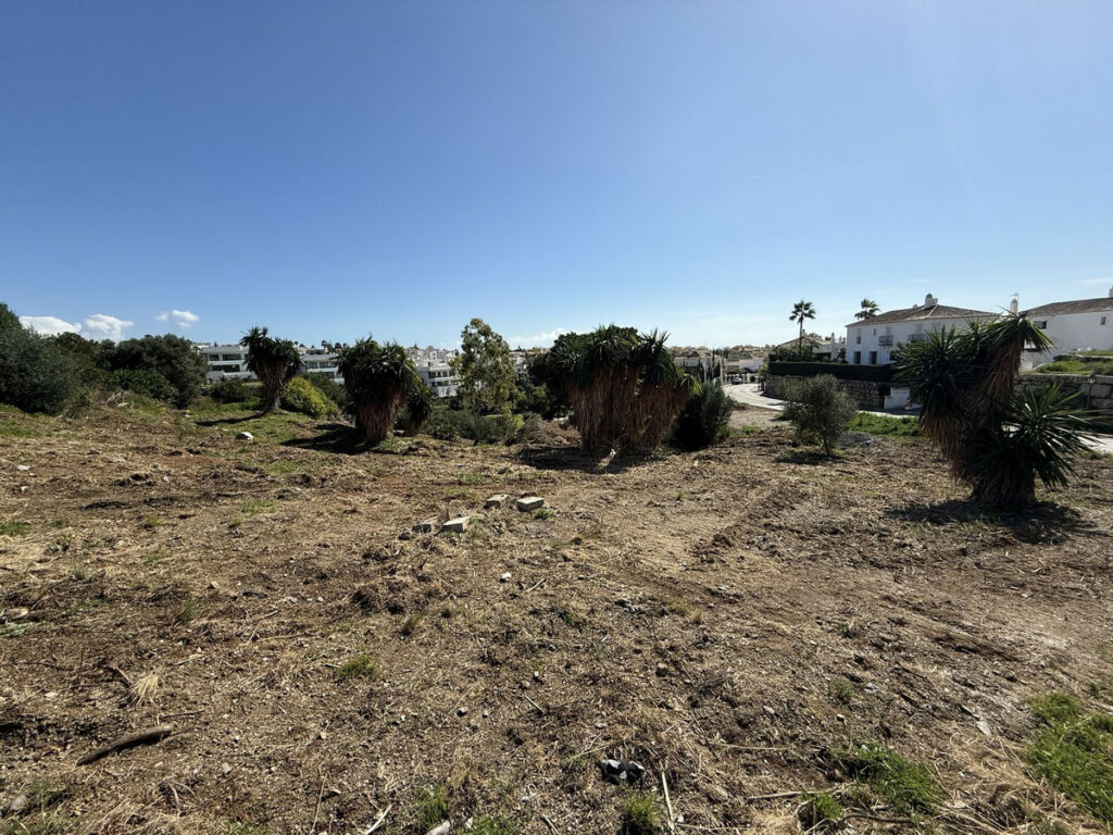 Residential Plot Selwo Málaga - image 6