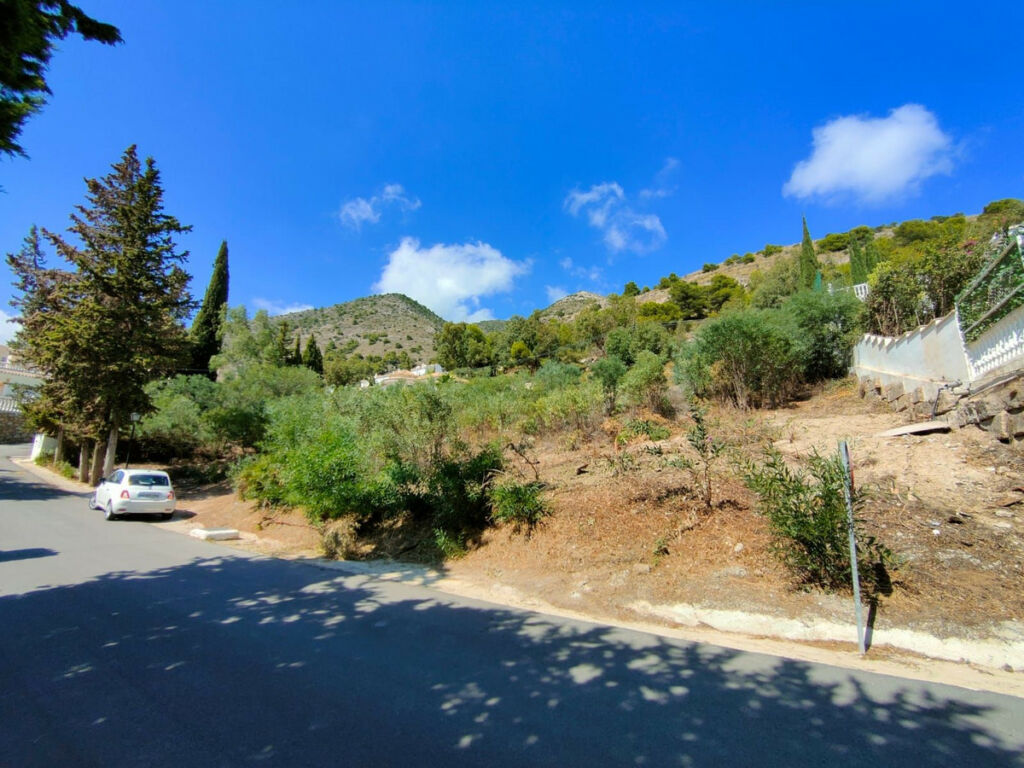 Residential Plot Benalmadena Pueblo Málaga - image 6