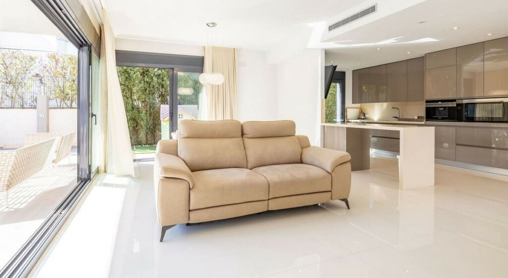 Detached Villa Campoamor Alicante - image 6