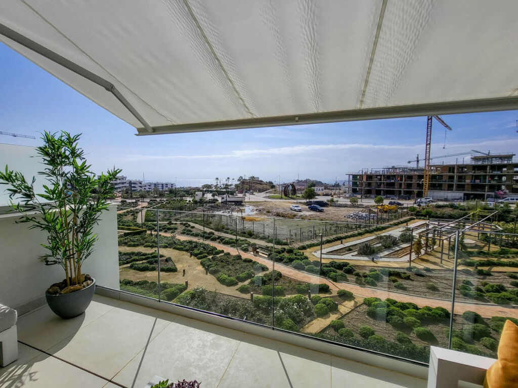 Middle Floor Apartment Fuengirola Málaga - image 6